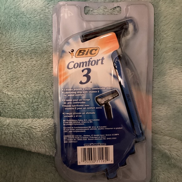 NEW BIC Comfort 3  Disposable Razors Sensitive Skin - Picture 5 of 5